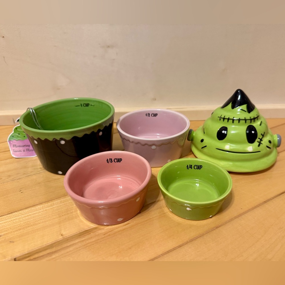 Frankenstein Cupcake Measuring Cups Set | Halloween Kitchen Decor | Ceramic - Picture 3 of 3